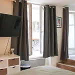 Studio for 2 - near Musée Grévin